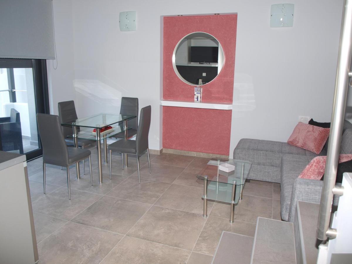 Attic Apartments Agia Anna  Exterior photo