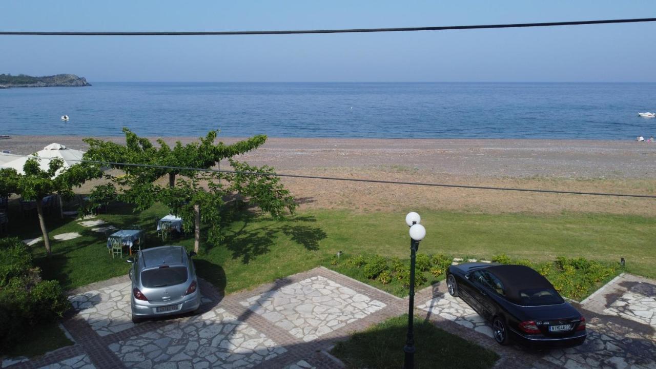 Attic Apartments Agia Anna  Exterior photo